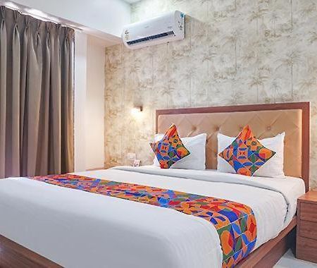 Hotel Dhd Deluxe - New Delhi Railway Station Extérieur photo